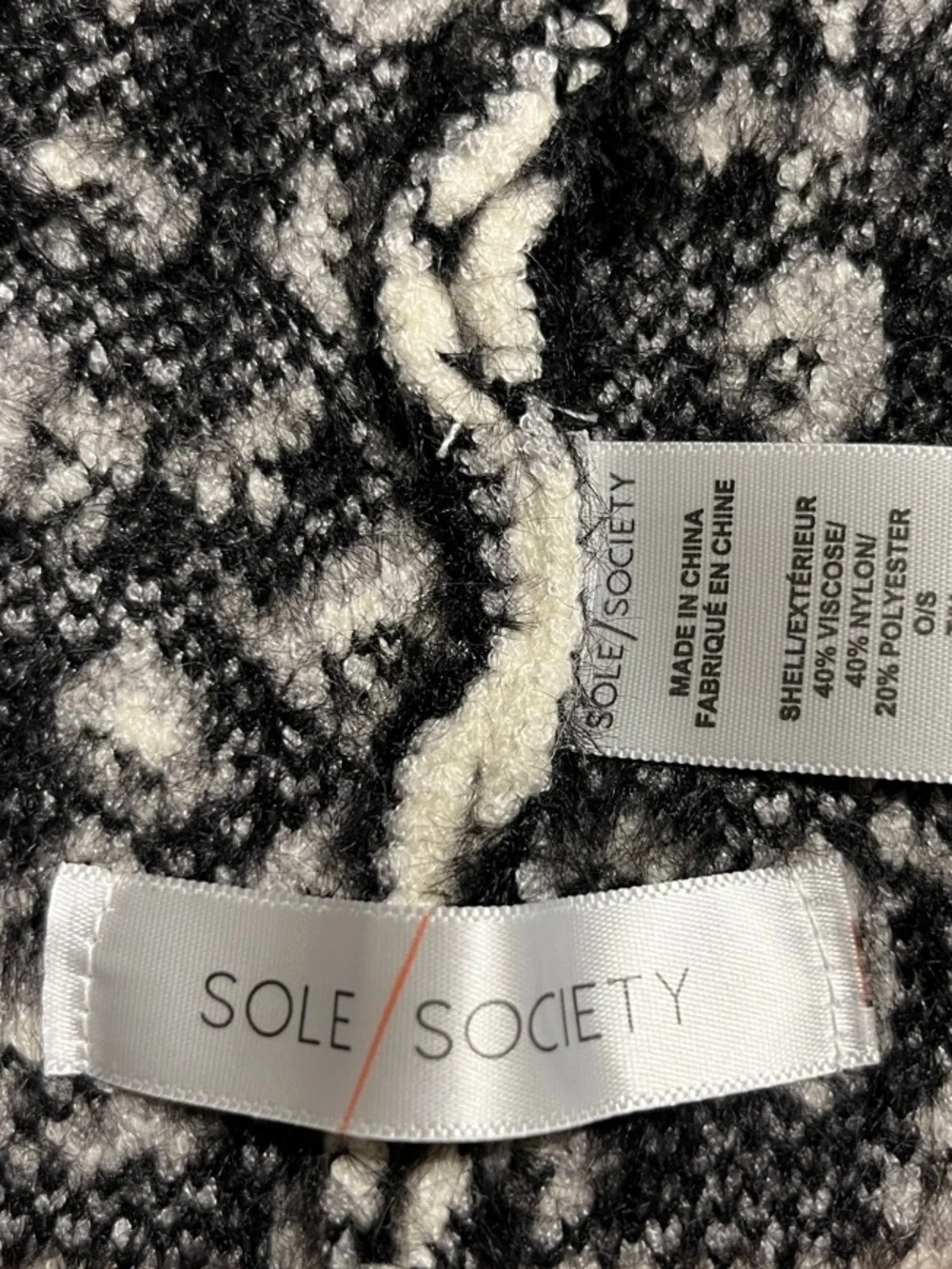 Women’s Leopard Print Pom-Free Beanie - Cream and Black
